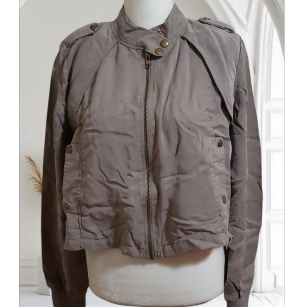 Daughters of the liberation khaki crop jacket size L